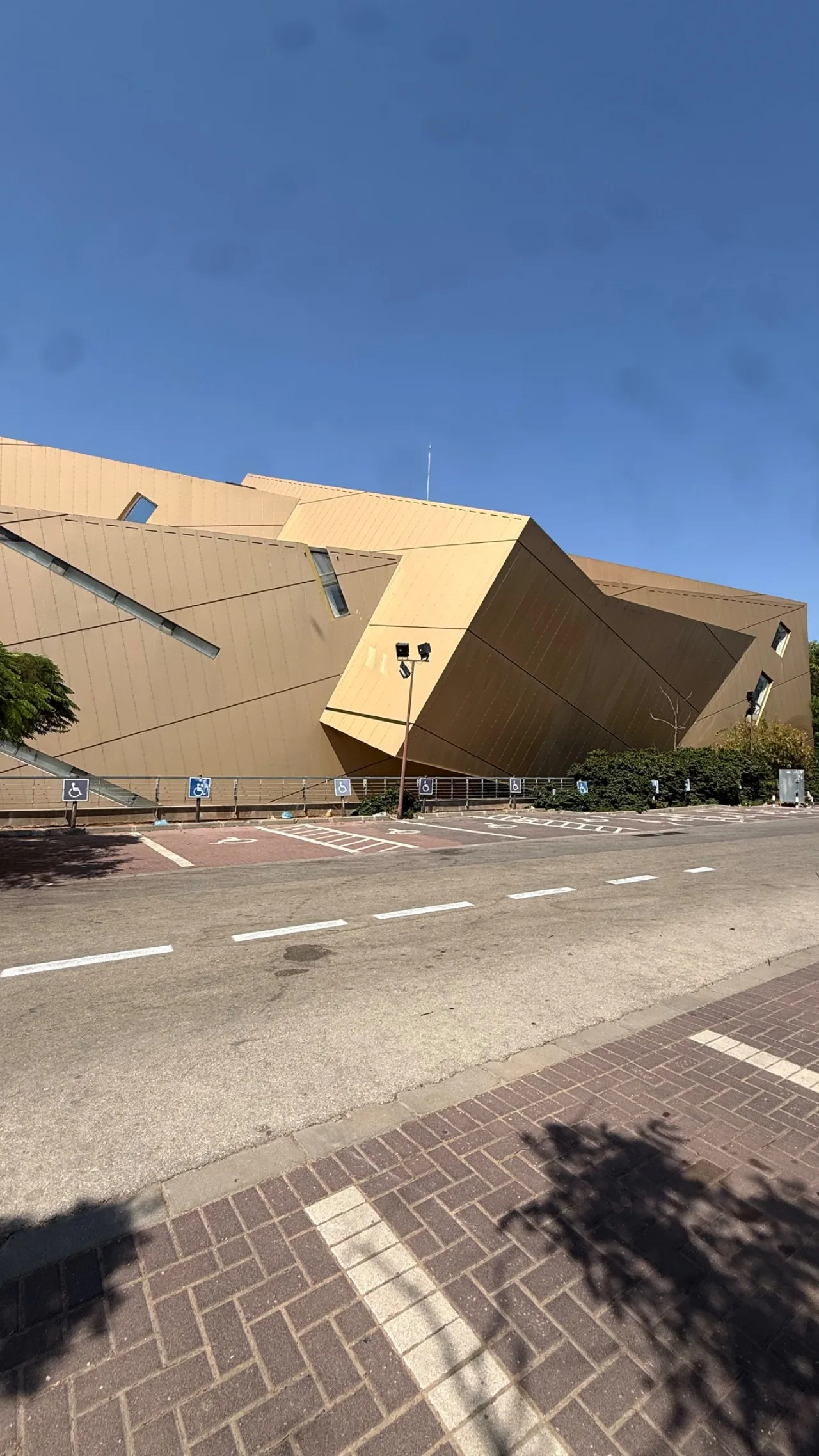 The Wohl Centre