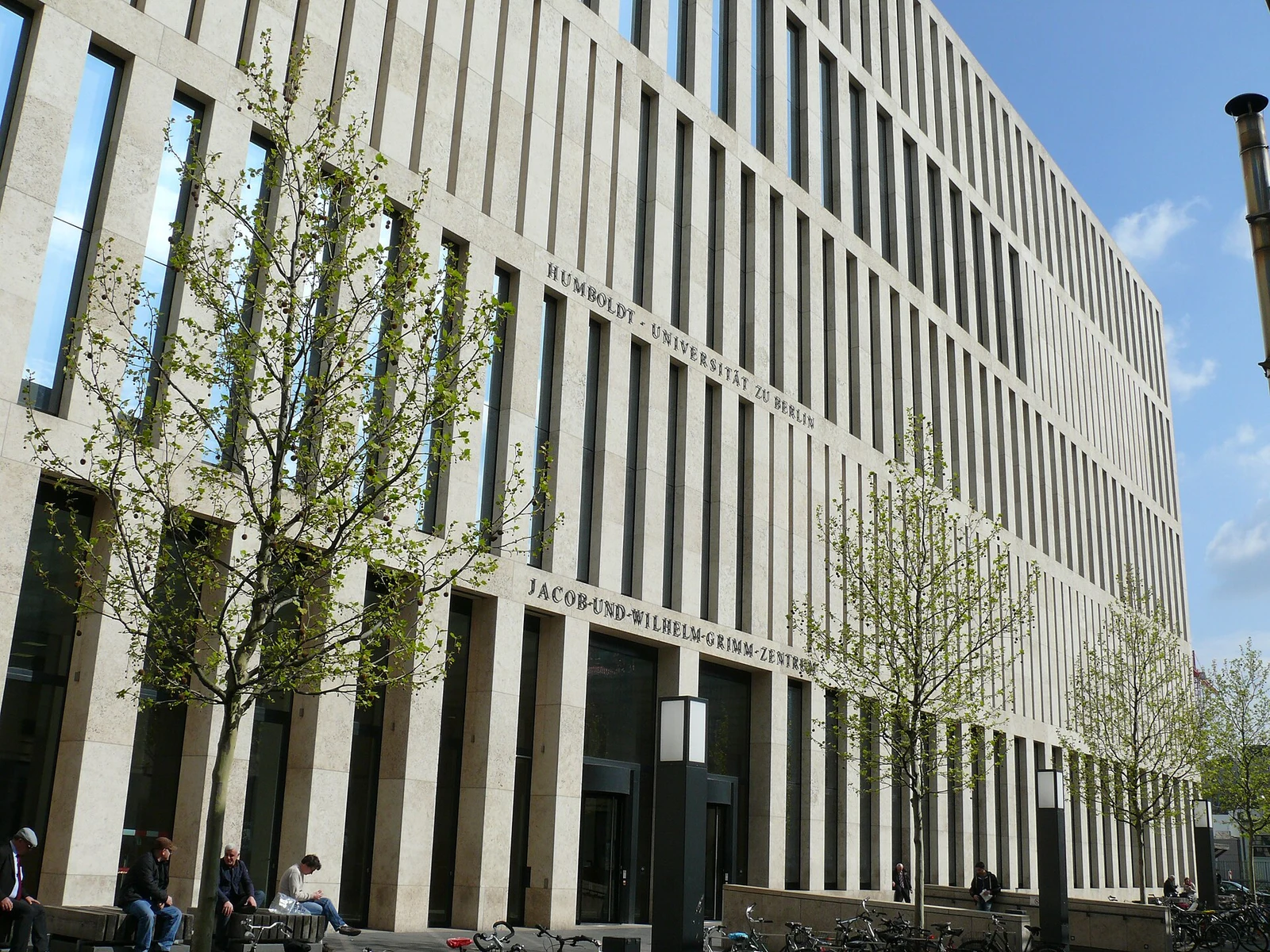 Jacob-und-Wilhelm-Grimm-Zentrum