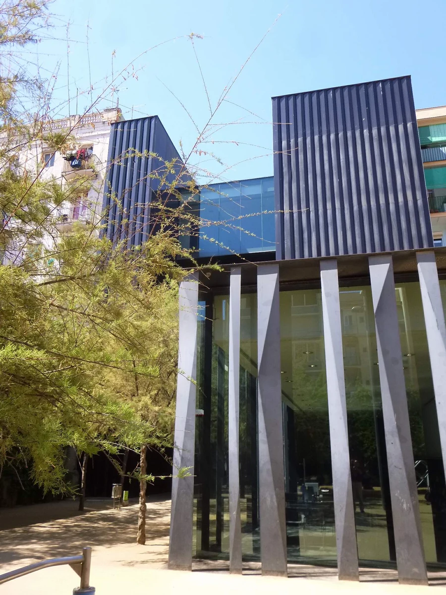 Biblioteca Sant Antoni – Joan Oliver